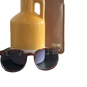 Trifari Sunglasses with Brown Leather Case. Double-Glasses-Case-Dark-Brown  main image 4